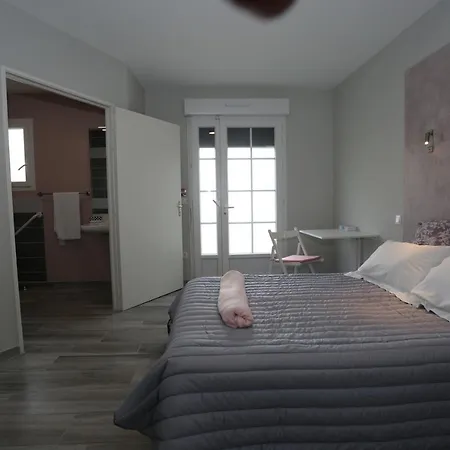 Le Merle Blanc Hotell